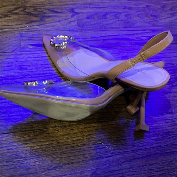 Clear door knocker earring inspiration - Picture 3 of 3